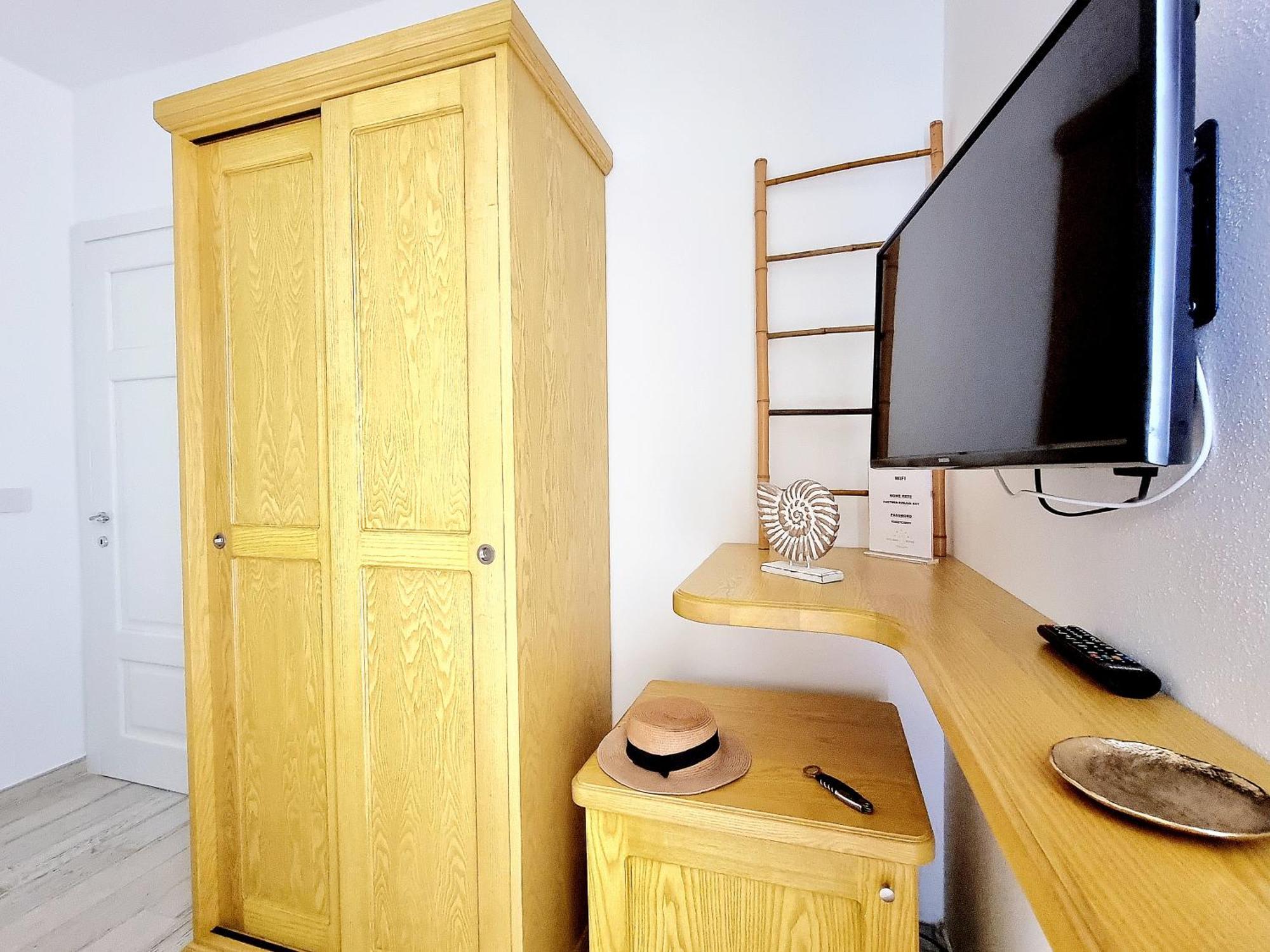 Golden House Hotel Porto Torres Exterior photo